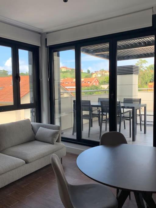 Atico Con Esplendida Terraza Comillas Exterior foto